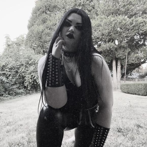 Meet your Posher, Cherrish - Picture 12 of 13